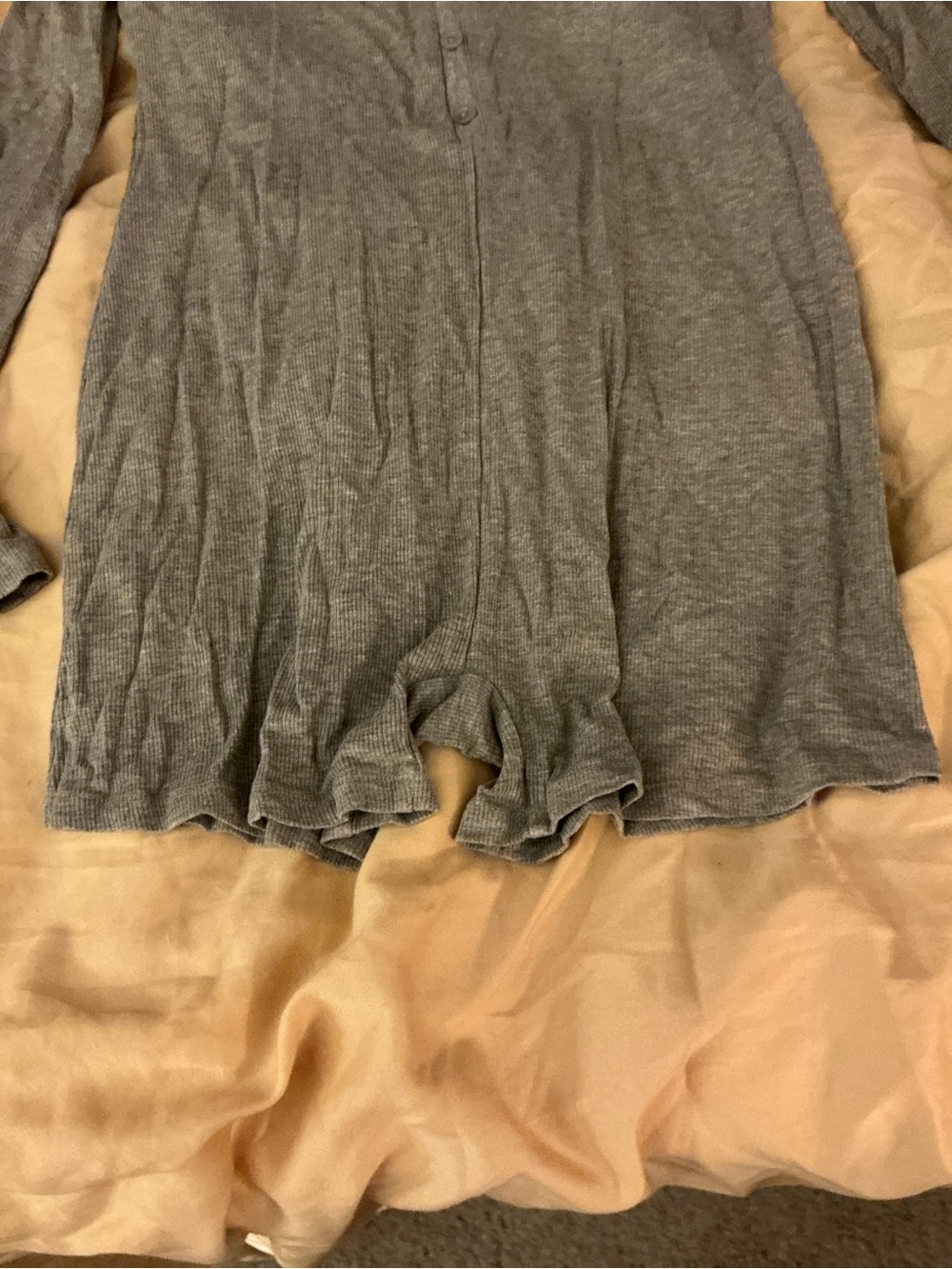 Elodie Gray Long-Sleeve Thermal Romper Sleepwear - Picture 4 of 5